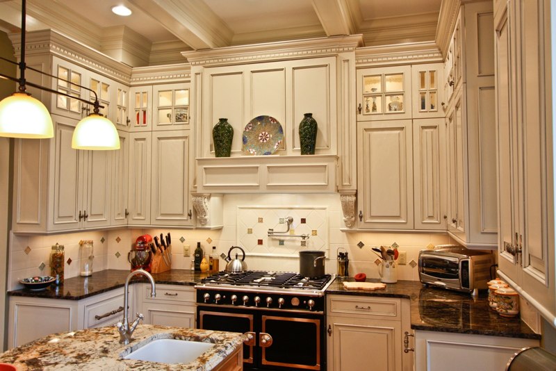 Ceiling Height Cabinets